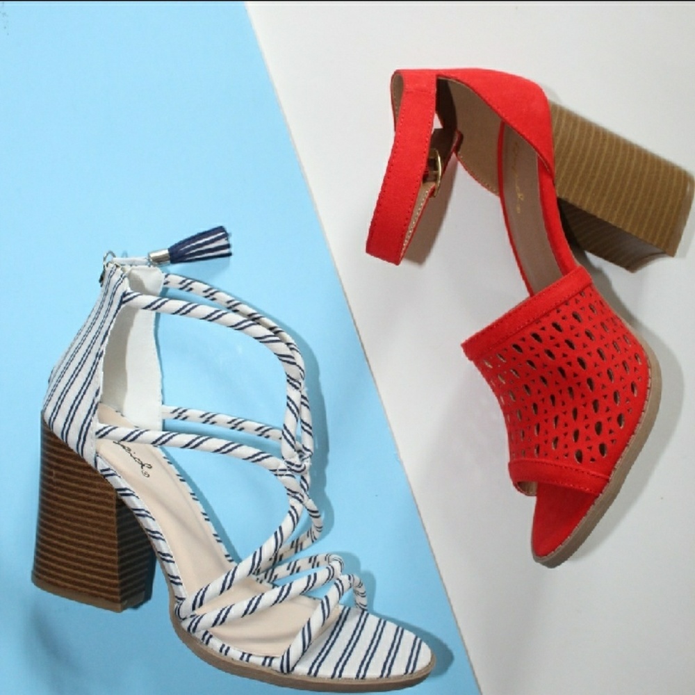 🚨//The Cassidy// blue and white Strappy heel - Picture 3 of 8